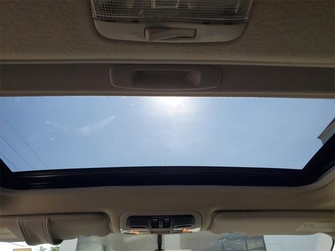 Used 2017 Subaru Crosstrek 2.0i Premium w/ Moonroof Package image 14