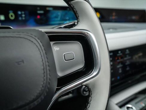 New 2026 Lincoln Navigator L Black Label AWD/4WD image 24