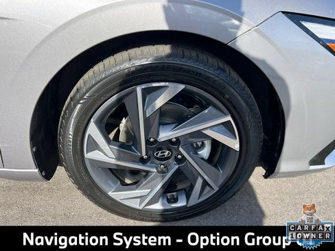 Used 2024 Hyundai Elantra Limited FWD image 15