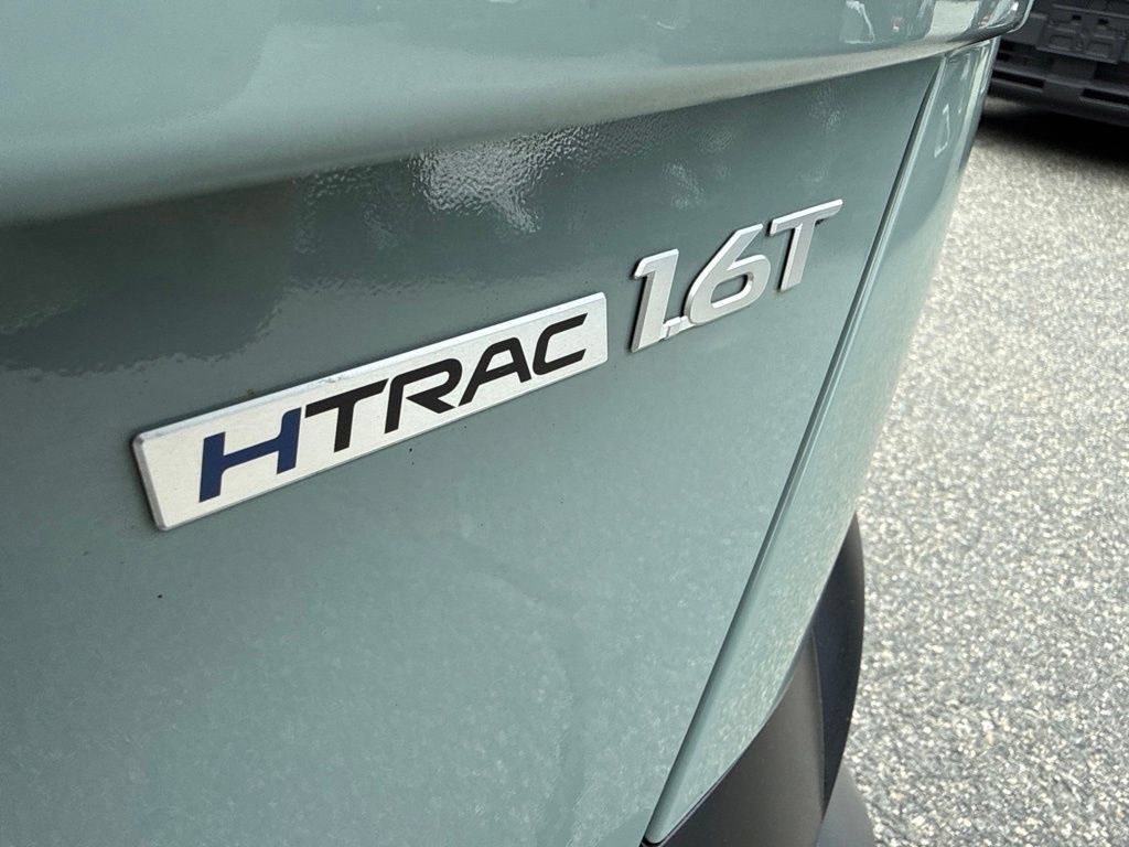 Used 2024 Hyundai Kona Limited AWD/4WD image 14