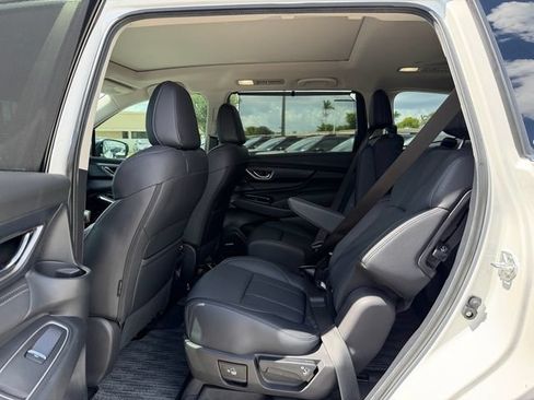 Used 2025 Subaru Ascent Limited AWD/4WD image 11