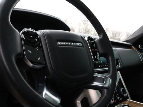 Used 2019 Land Rover Range Rover HSE image 27