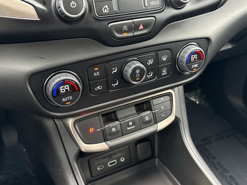 Certified 2022 GMC Terrain Denali w/ Denali Premium Package image 24