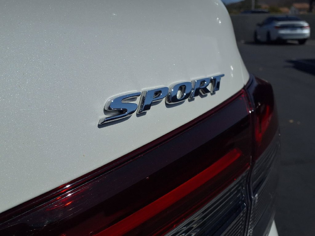 Used 2025 Honda Civic Sport image 8