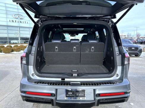 New 2026 INFINITI QX80 4WD w/ Sport Exterior Package image 9
