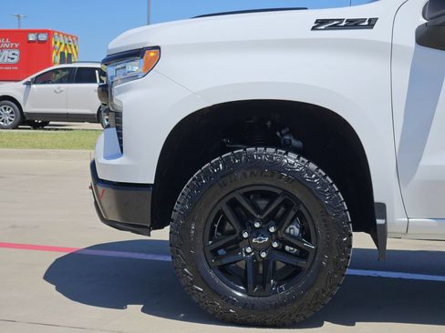 New 2026 Chevrolet Silverado 1500 LT Trail Boss w/ LPO, Dark Essentials Package AWD/4WD image 11