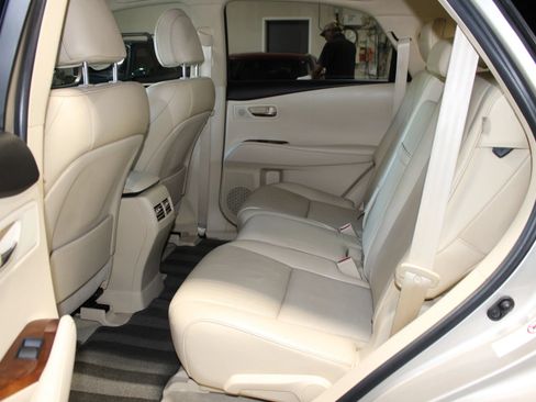 Used 2013 Lexus RX 350 AWD w/ Navigation Pkg image 28