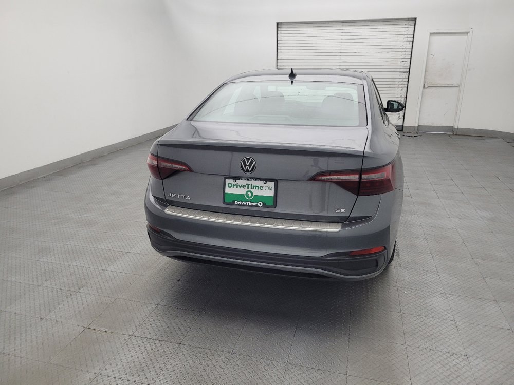 Used 2023 Volkswagen Jetta SE FWD image 7