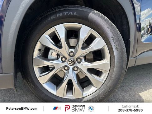Used 2025 Toyota Grand Highlander AWD image 31