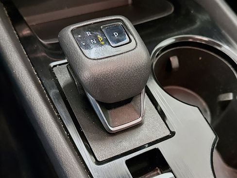 Used 2021 Nissan Rogue S image 24