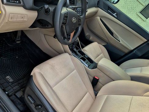 Used 2016 Hyundai Tucson SE w/ Option Group 02 image 8