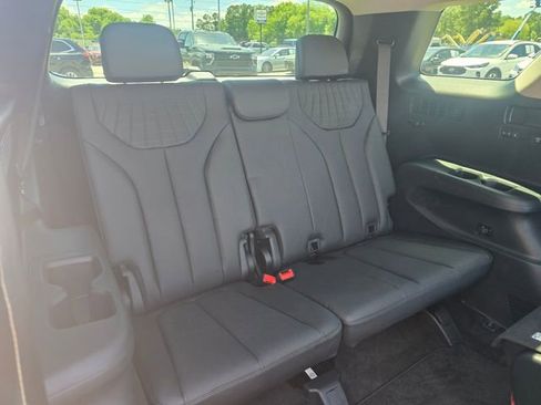 Used 2023 Hyundai Palisade Limited FWD image 41