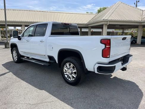 New 2026 Chevrolet Silverado 2500 High Country w/ High Country Premium Package AWD/4WD image 5