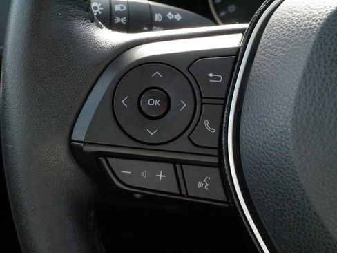 Certified 2022 Toyota RAV4 XLE Premium AWD/4WD image 26