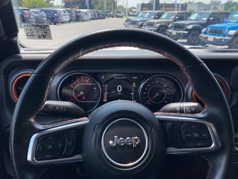 Used 2021 Jeep Gladiator Mojave AWD/4WD image 12