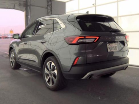 Used 2025 Ford Escape Platinum AWD/4WD image 4