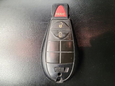 Used 2016 Jeep Cherokee Latitude image 32