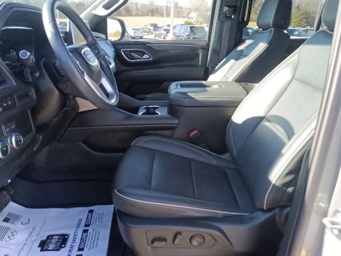 Used 2023 GMC Yukon SLT image 15