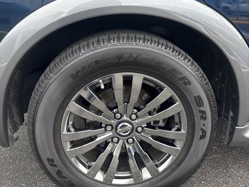 Used 2018 Nissan Armada Platinum w/ Captain Seat Package RWD image 19