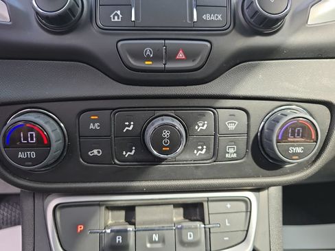 Used 2023 GMC Terrain SLE w/ Driver Convenience Package AWD/4WD image 26