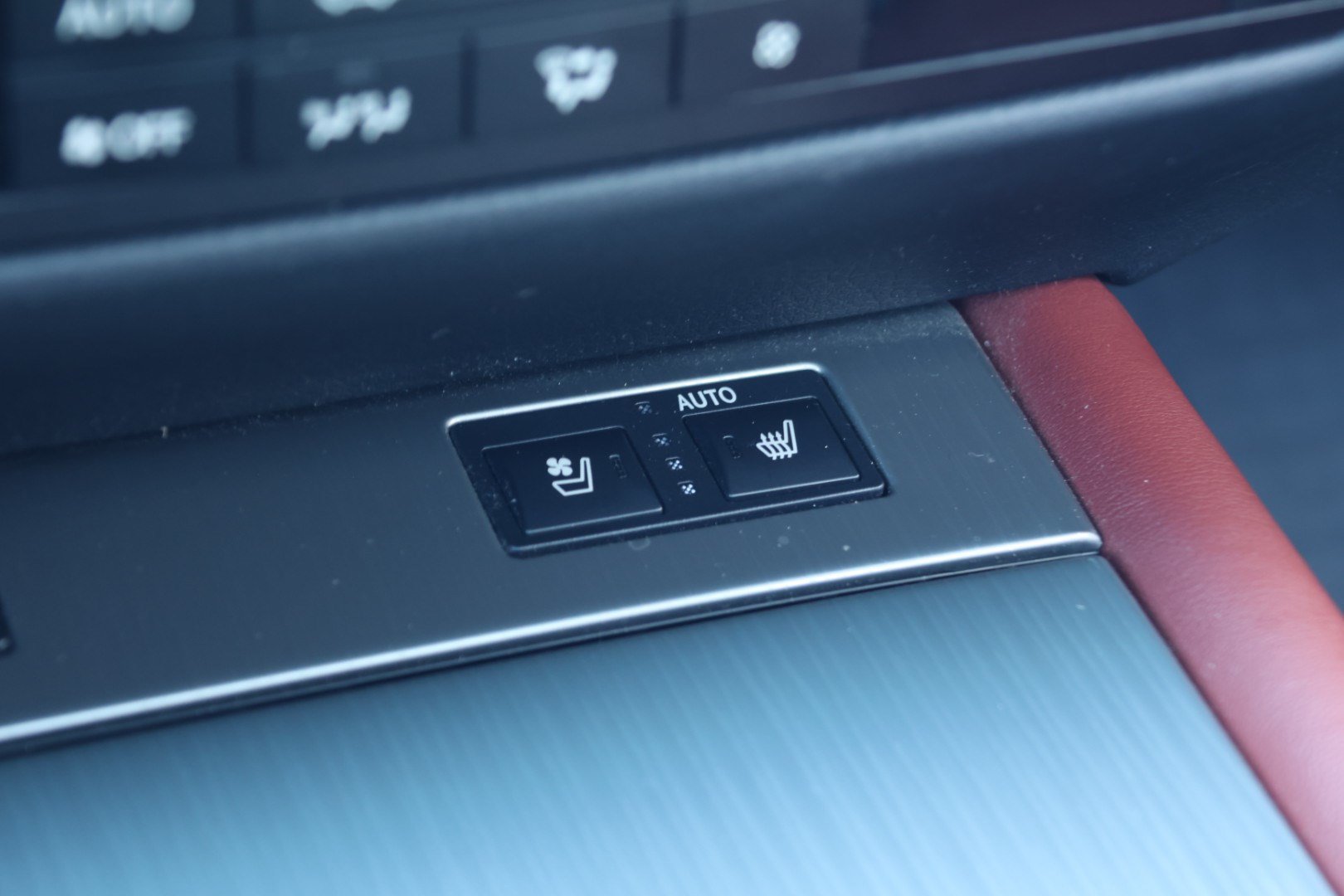 Used 2014 Lexus GS 350 w/ F Sport Package RWD image 25