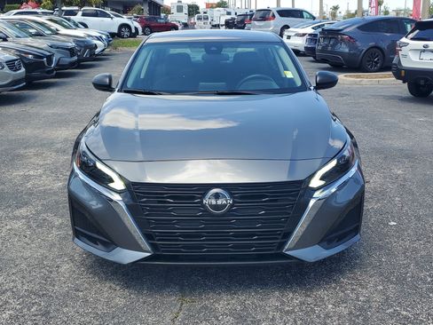 Certified 2024 Nissan Altima 2.5 SV FWD image 2