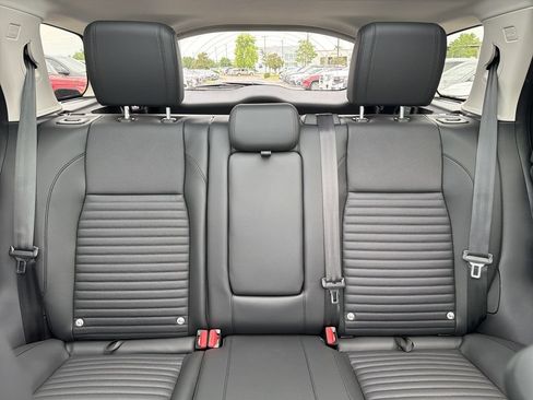 Used 2025 Land Rover Discovery Sport S AWD/4WD image 27