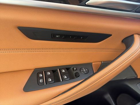 Used 2023 BMW 540i w/ Executive Package RWD image 7