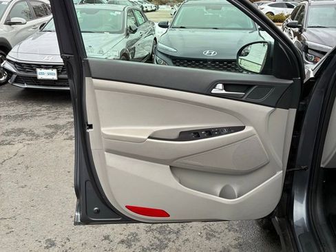 Used 2019 Hyundai Tucson SE w/ Cargo Package image 42