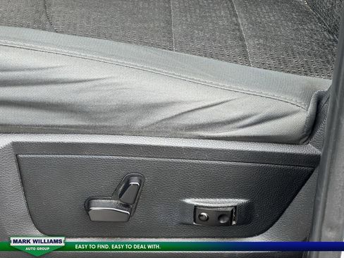 Used 2018 RAM 3500 Big Horn image 10