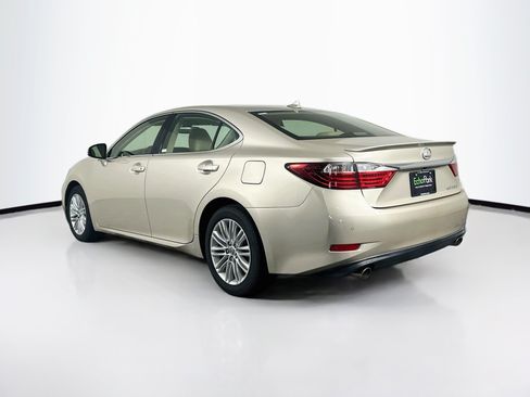 Used 2013 Lexus ES 350 w/ Luxury Pkg FWD image 5