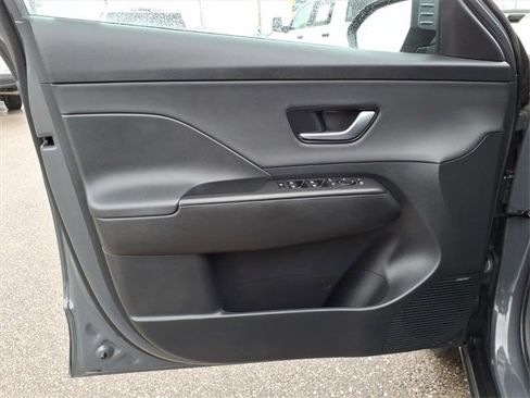 Certified 2025 Hyundai Kona Limited image 14