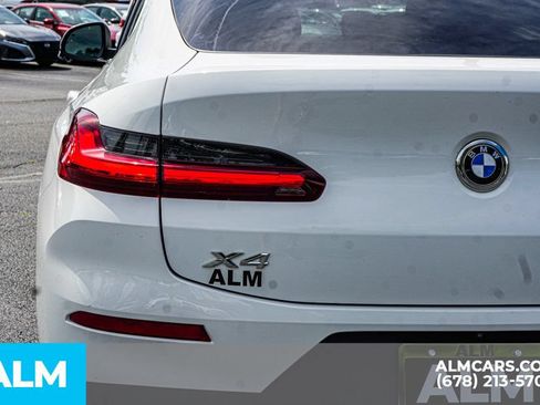 Used 2025 BMW X4 xDrive30i AWD/4WD image 12