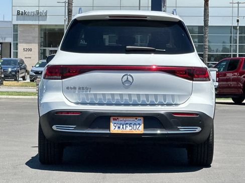 Used 2023 Mercedes-Benz EQB 250+ w/ Exclusive Package image 4