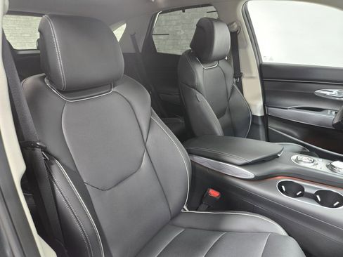 Used 2023 Genesis GV70 2.5T w/ Advanced Package image 57