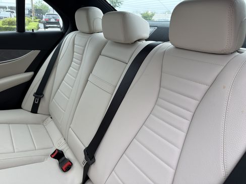 Certified 2023 Mercedes-Benz E 450 4MATIC Sedan image 33