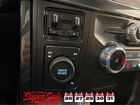 Used 2022 Ford F150 XLT w/ Equipment Group 302A High image 39