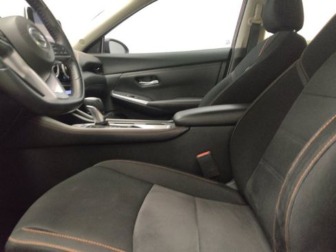 Used 2021 Nissan Sentra SR FWD image 17