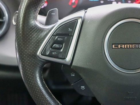 Used 2018 Chevrolet Camaro SS image 25