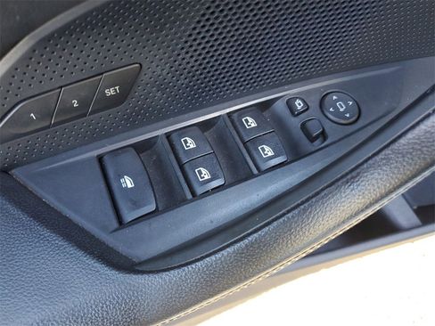 Used 2021 BMW 430i Convertible w/ Convenience Package image 18