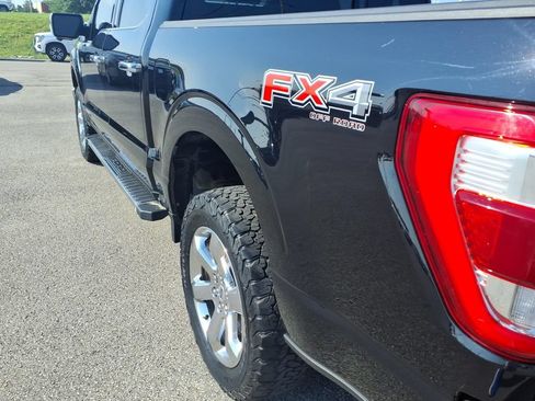 Used 2021 Ford F150 Lariat w/ Max Trailer Tow Package AWD/4WD image 17