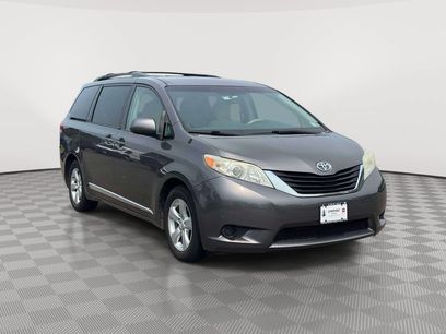 Used 2014 Toyota Sienna LE