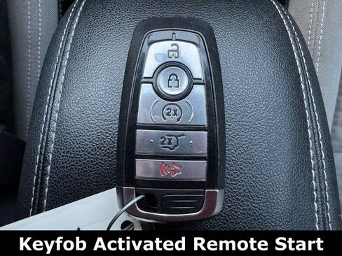 Used 2022 Ford Escape SE w/ Convenience Package image 39