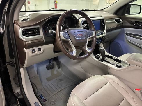 Certified 2019 GMC Acadia SLT image 23
