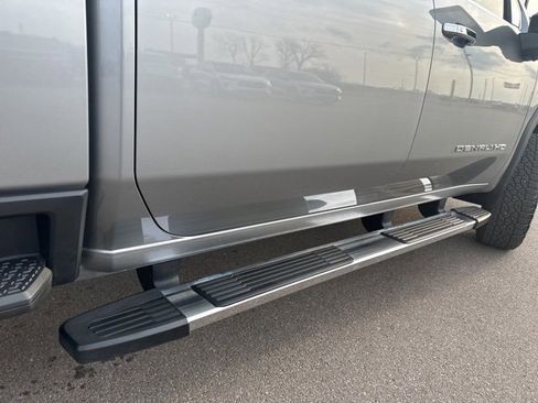 Used 2026 GMC Sierra 2500 Denali image 18
