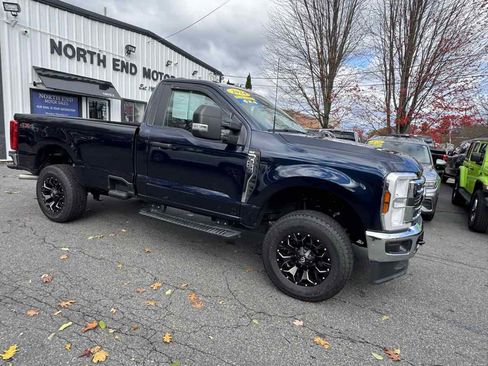 Used 2024 Ford F250 XLT w/ Snow Plow Prep Package image 12