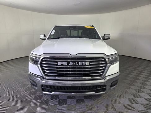 Used 2025 RAM 1500 Laramie AWD/4WD image 3