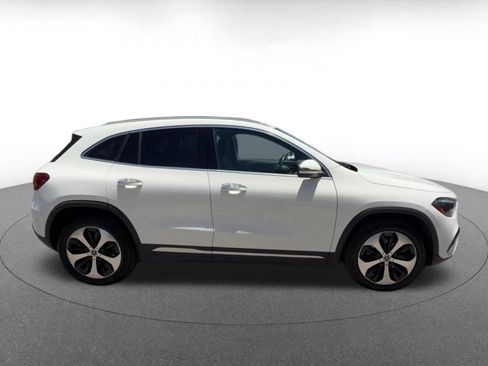 Used 2025 Mercedes-Benz GLA 250 image 16