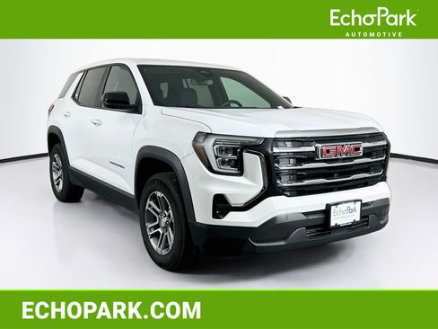 Used 2025 GMC Terrain Elevation FWD image 1