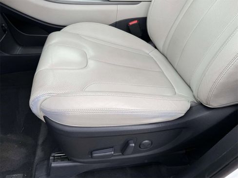 Used 2022 Hyundai Palisade SEL w/ Premium Package image 11